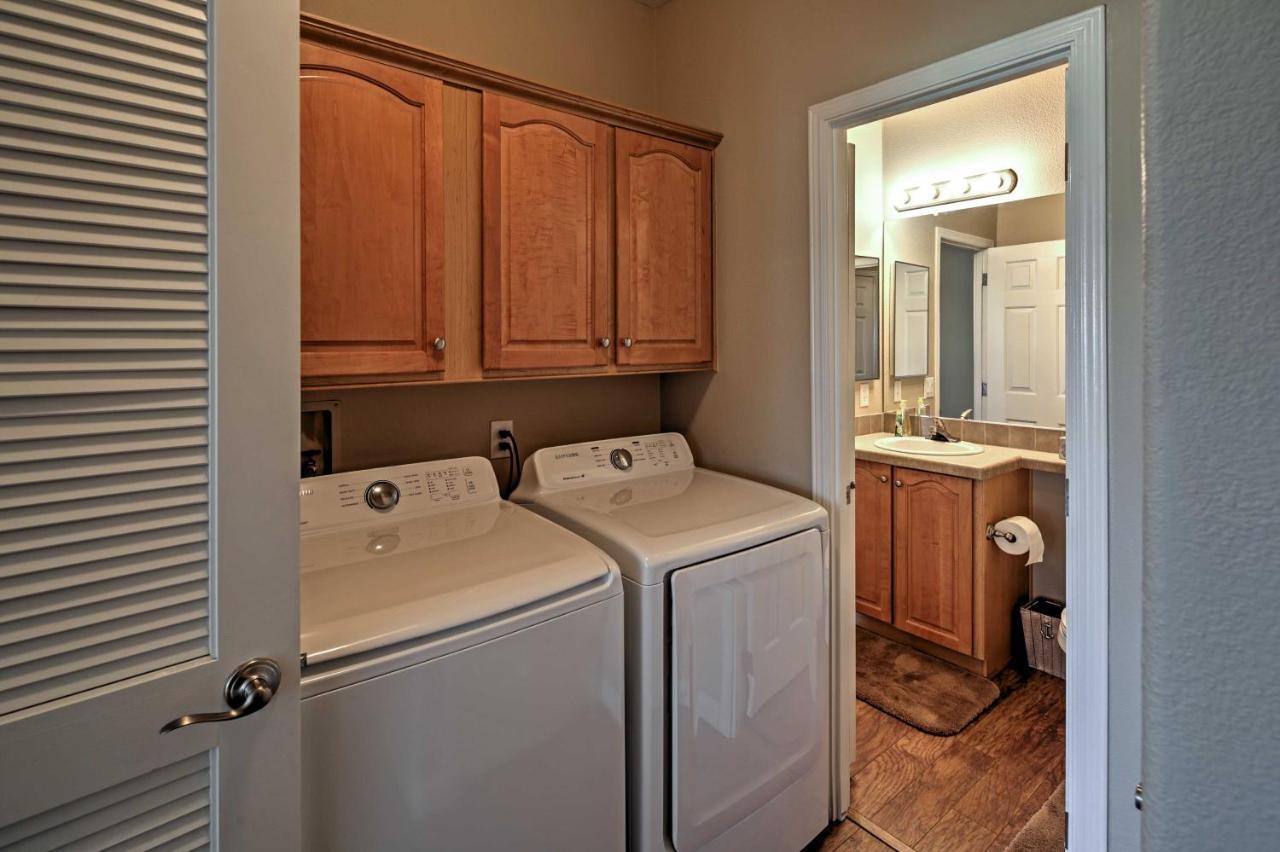 Rivers Edge Golf Condo With Beach Access And Patio! Нидлс Экстерьер фото